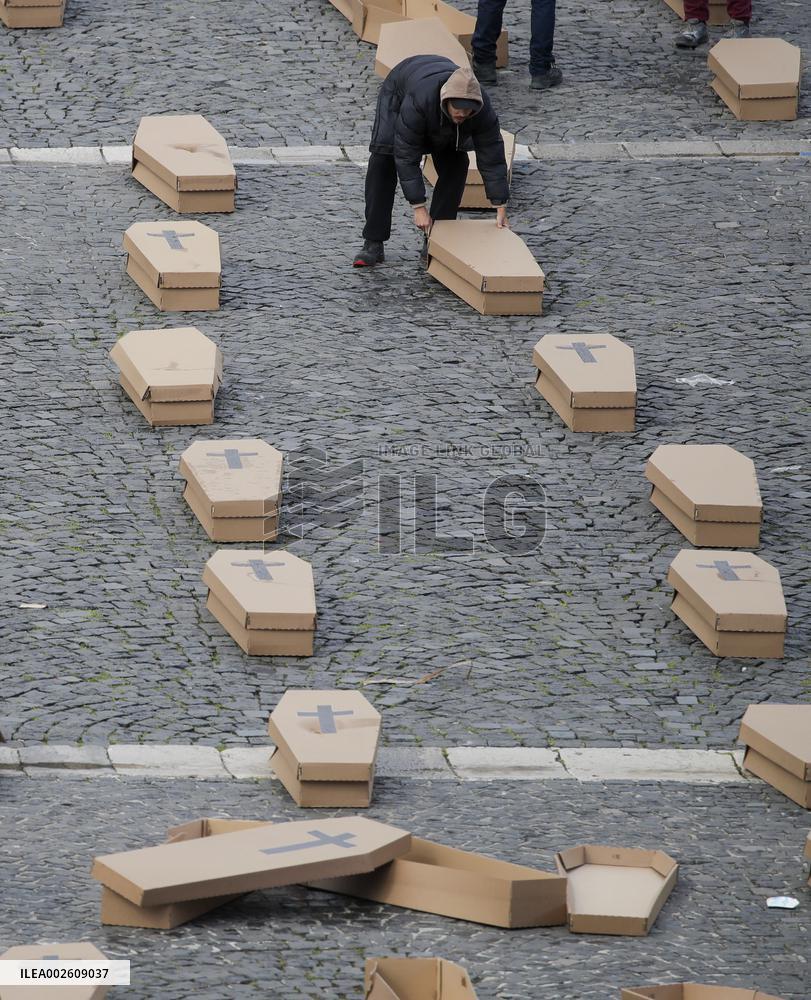 1000 Coffins Symbolizing Work-Related Deaths - Naples