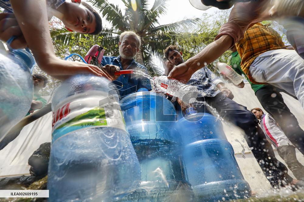 Water Crisis In The Hot Summer Day - Bangladesh