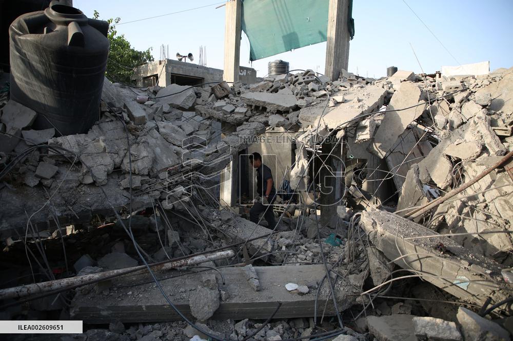 MIDEAST-GAZA-RAFAH-AIRSTRIKE-AFTERMATH