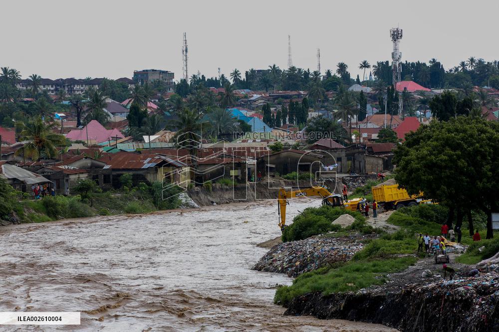 TANZANIA-DAR ES SALAAM-HEAVY RAIN