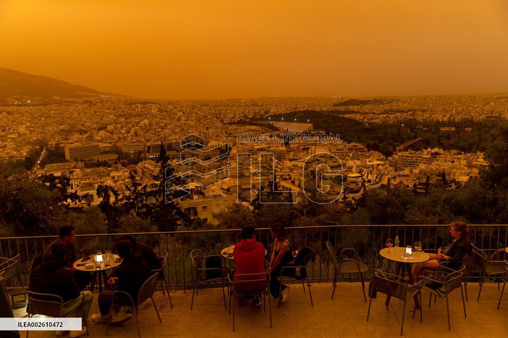 XINHUA PHOTOS OF THE DAY