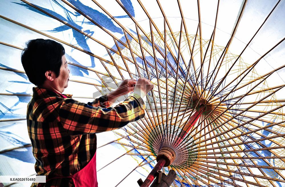 XINHUA PHOTOS OF THE DAY