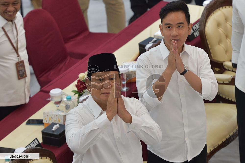 XINHUA PHOTOS OF THE DAY