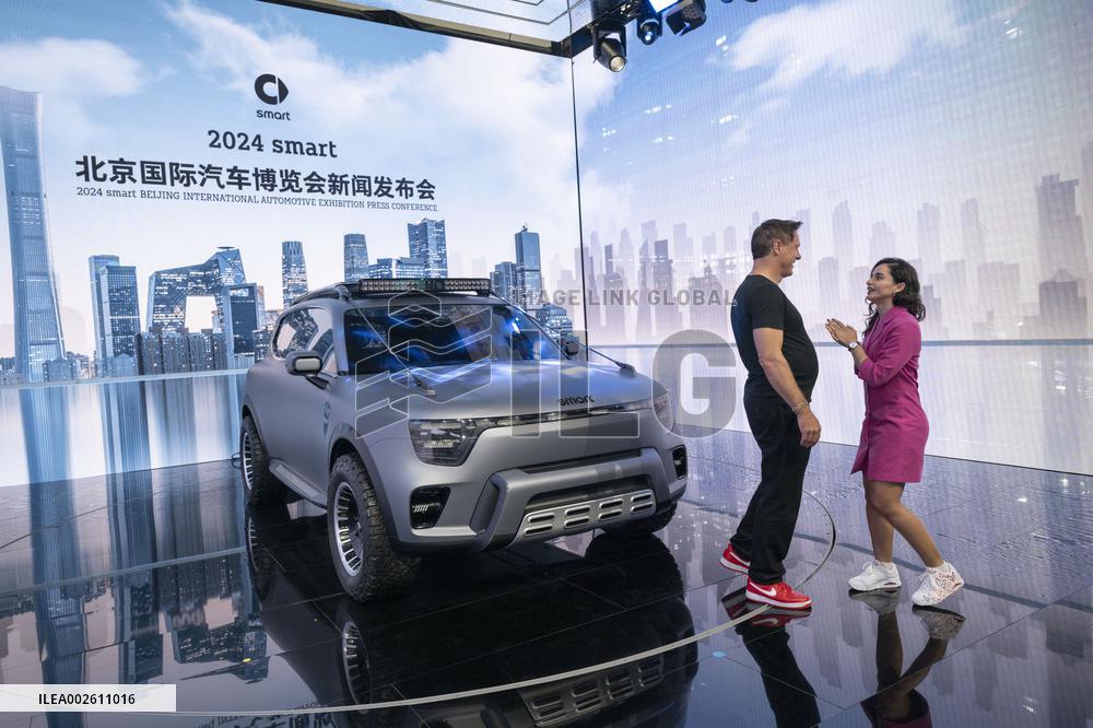CHINA-BEIJING-AUTOMOTIVE EXHIBITION-OPENING (CN)