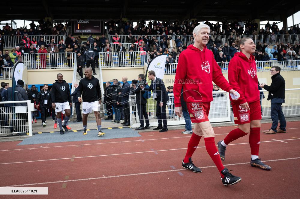 Macron Takes Part In Charity Football Match - Plaisir