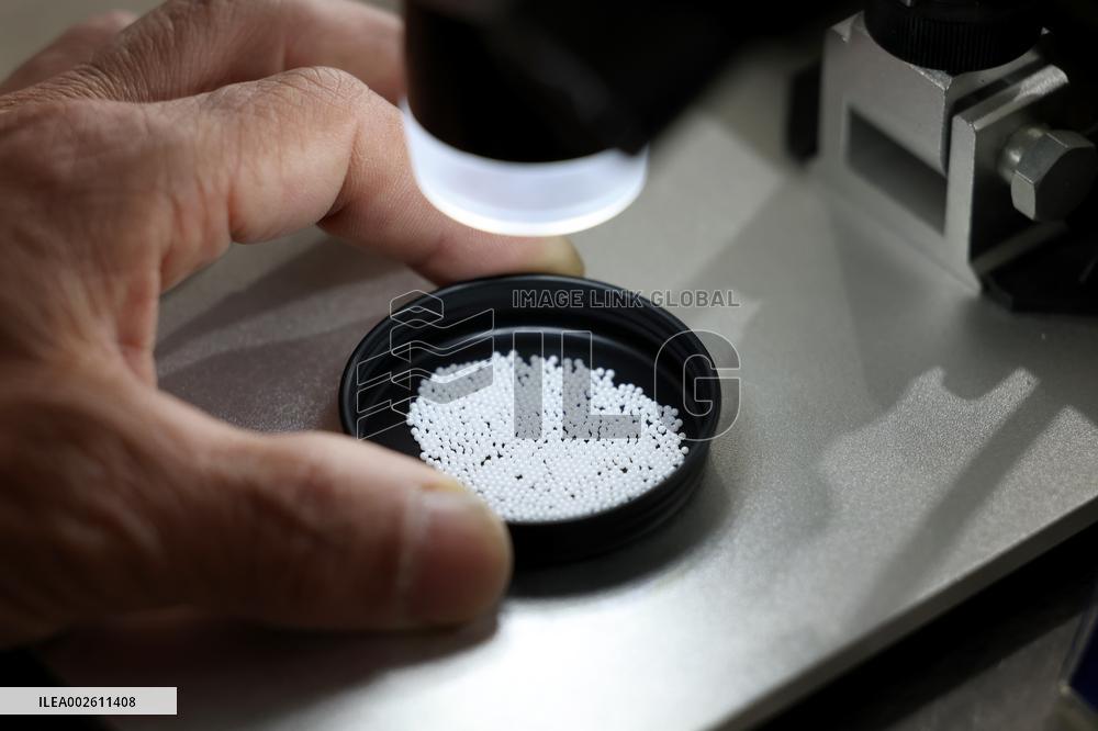 China New Material Manufacturing Industry