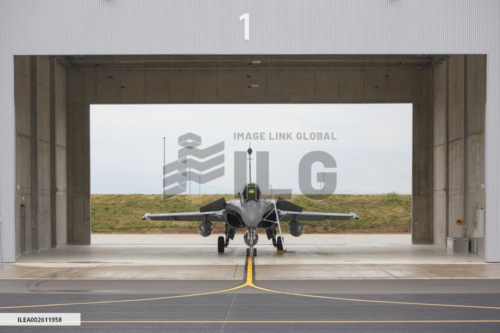 President of Croatia Zoran Milanovic Welcomes Rafale Aircraft - Croatia