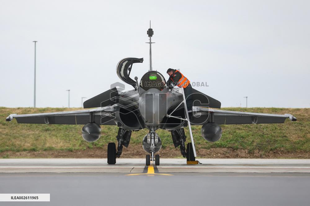 President of Croatia Zoran Milanovic Welcomes Rafale Aircraft - Croatia