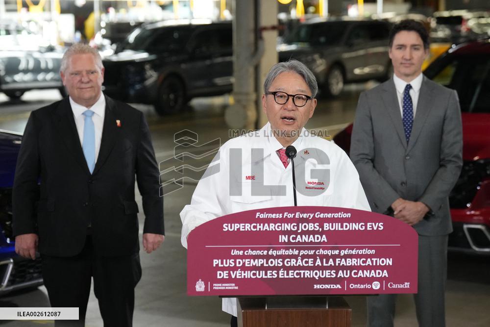 Justin Trudeau Announces New Honda Plant - Canada