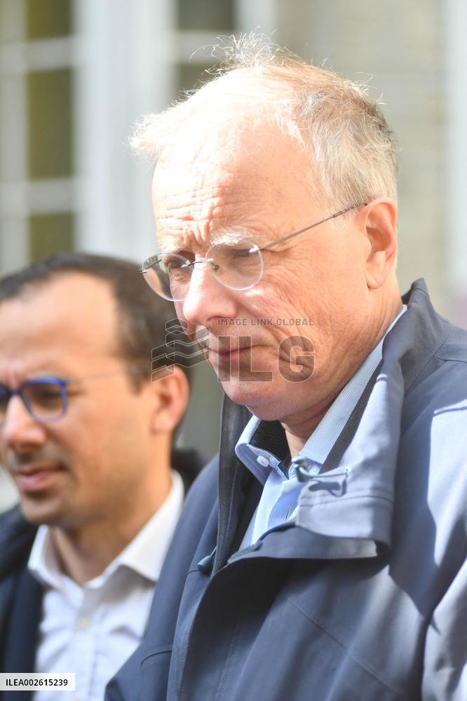 Mayor Of Paris Anne Hidalgo Visits Romainville School - Paris