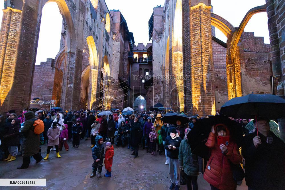 Lighting installation 'Dawn and Dusk'