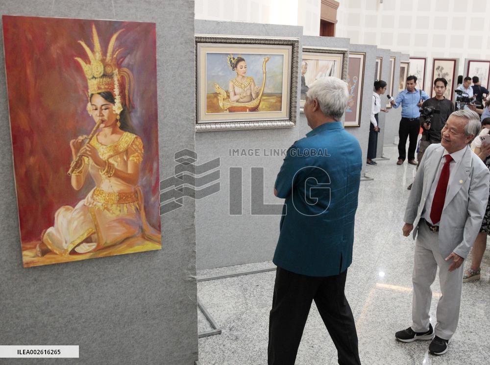 CAMBODIA-PHNOM PENH-CHINA-PAINTINGS EXHIBITION