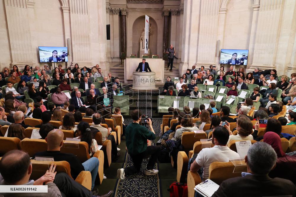 Grande Dictee du Sport at Dome of the Institut de France