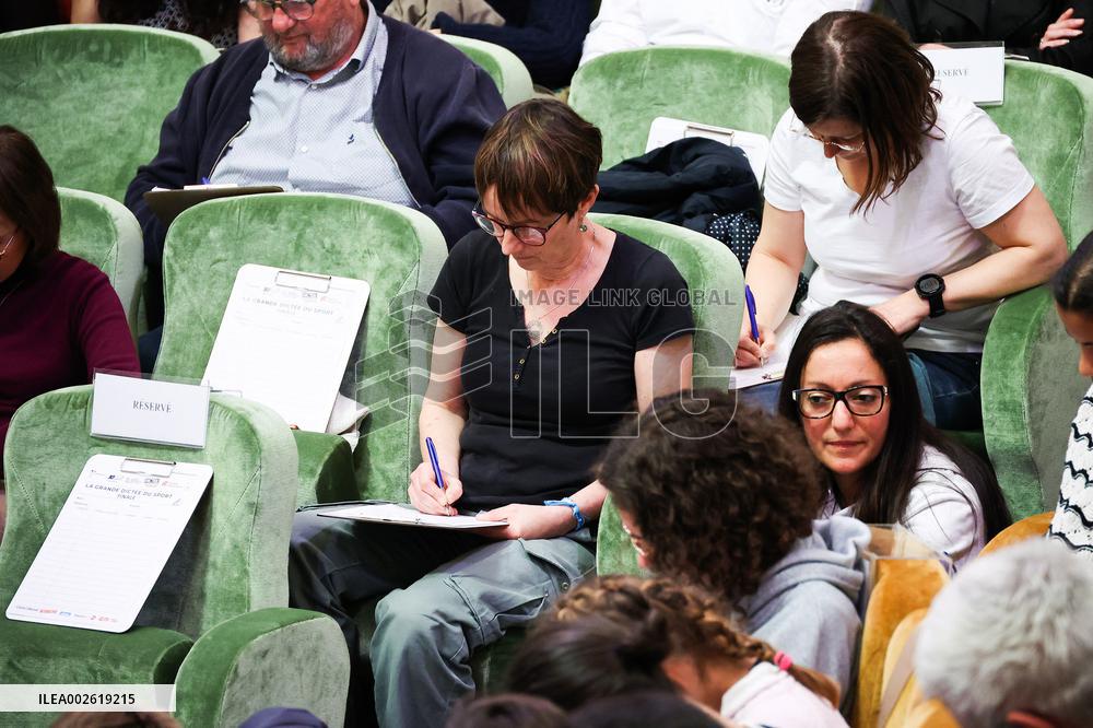 Grande Dictee du Sport at Dome of the Institut de France