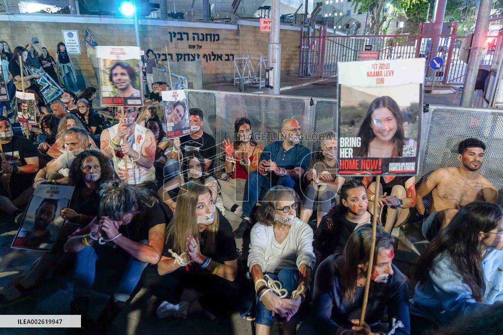 200th Days of War Protest In Tel Aviv