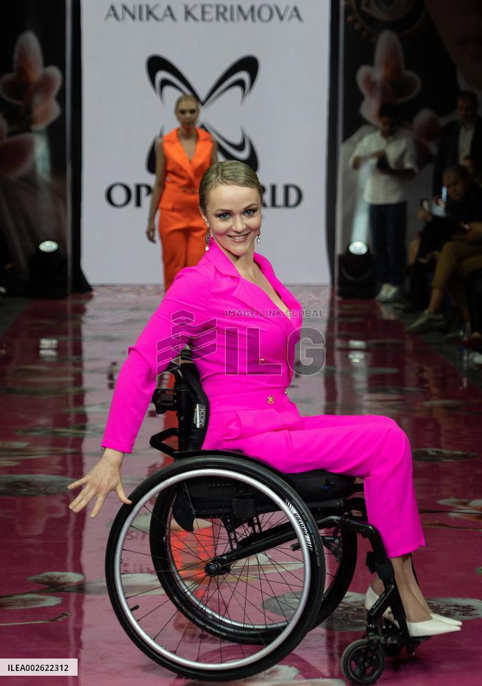 RUSSIA-MOSCOW-VOLGA FASHION WEEK-MODELS WITH DISABILITIES