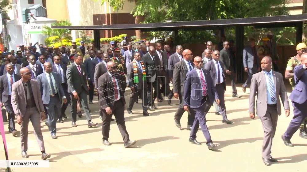 Kenyan president concludes visit to Zimbabwe