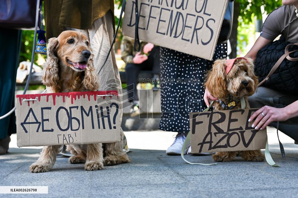 Action in support of POWs held in Lviv
