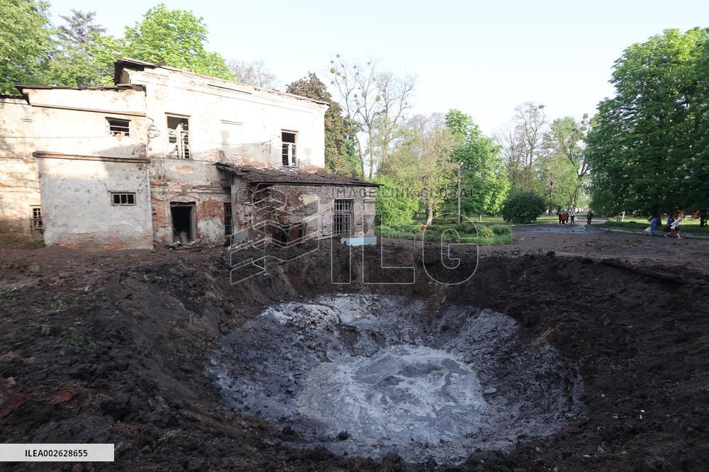 Russians hits psychiatric hospital in Kharkiv with S-300 missiles