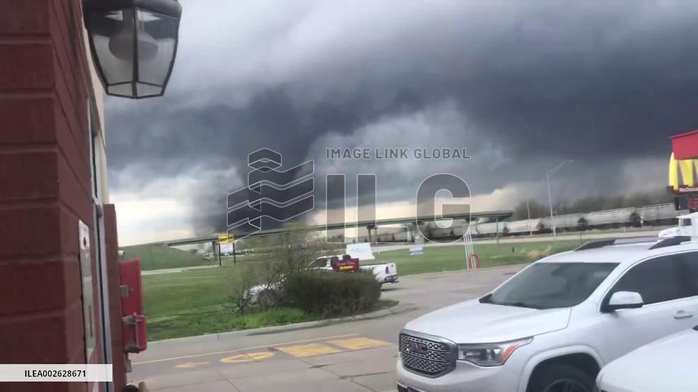 US: Tornadoes Tear Through Nebraska, Leaving Catastrophic Damage 8