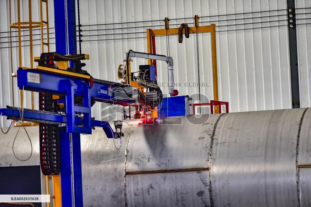 2024 April PMI in China