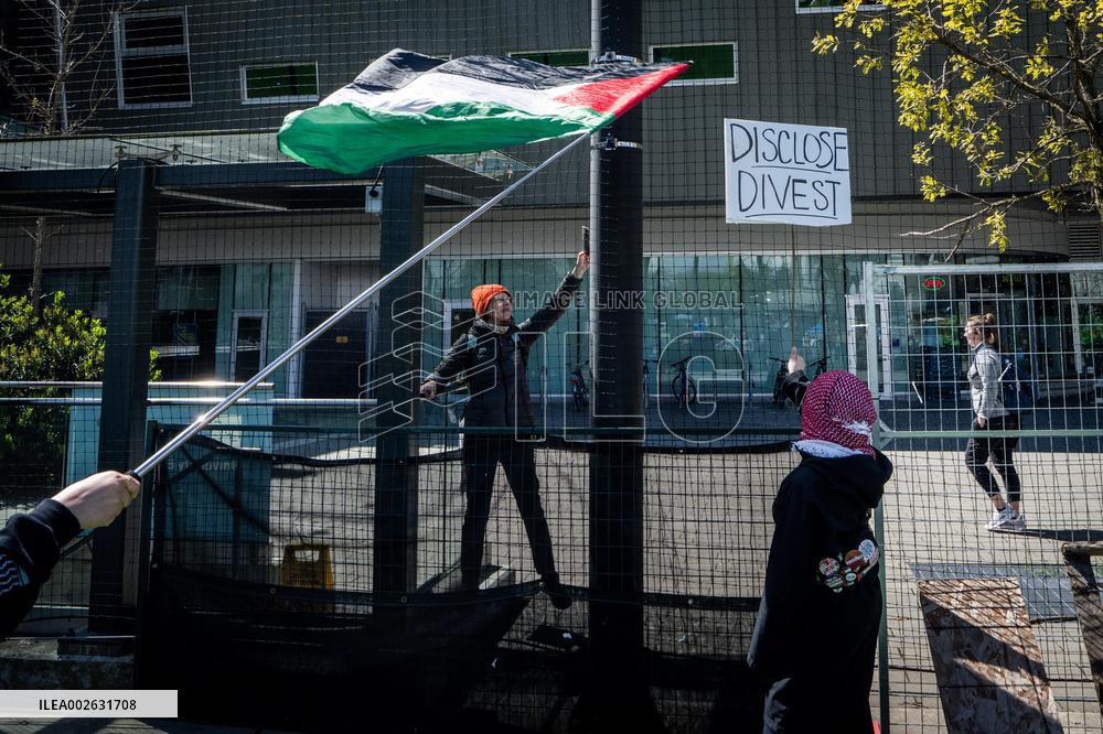 Students Set Up Anti-Israel Encampment - Vancouver