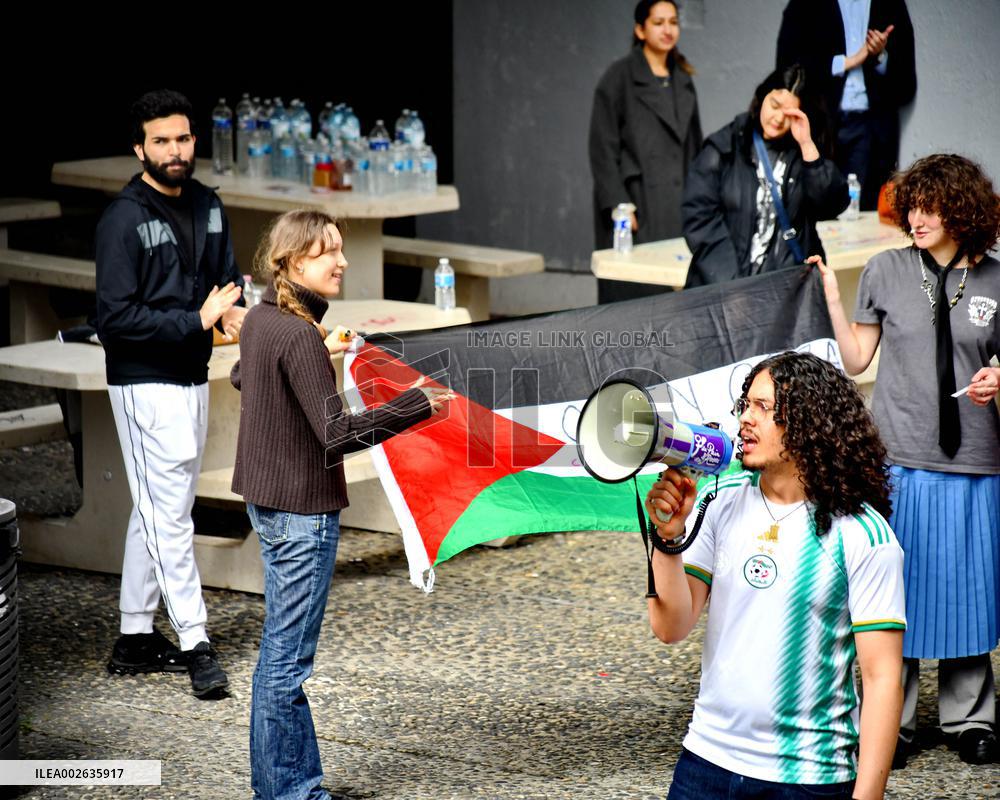 Pro-Palestinian Students Rally At Tolbiac University - Paris
