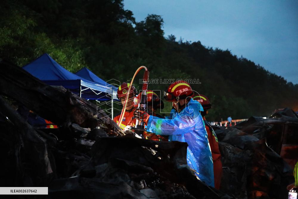 CHINA-GUANGDONG-EXPRESSWAY-COLLAPSE-AFTERMATH (CN)