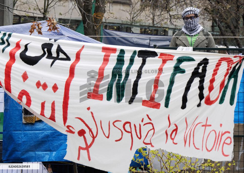 Pro-Palestinian protesters at McGill University campus encampment - Montreal