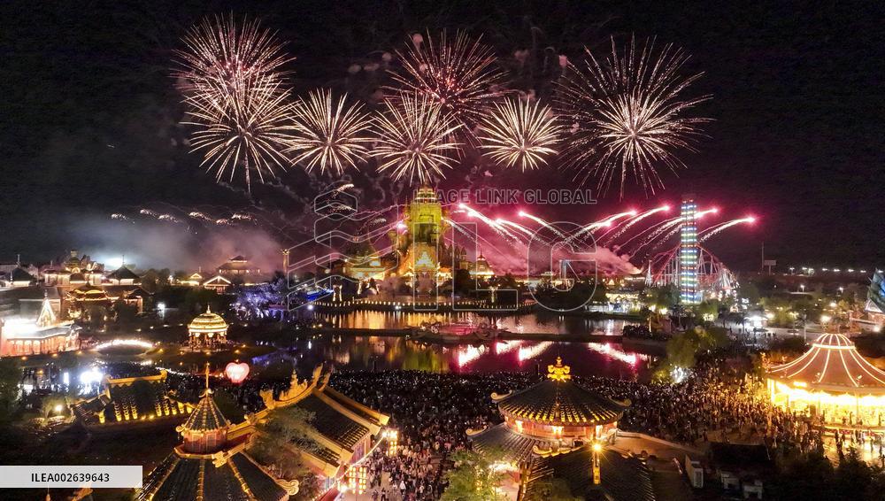 Tourism Soared During The May Day Holiday in China