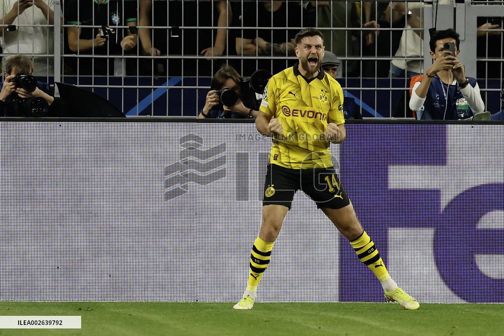 (SP)GERMANY-DORTMUND-FOOTBALL-UEFA CHAMPIONS LEAGUE-DORTMUND VS PSG