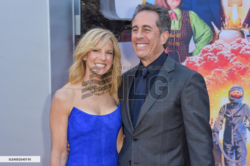 Netflix's Unfrosted Premiere - LA