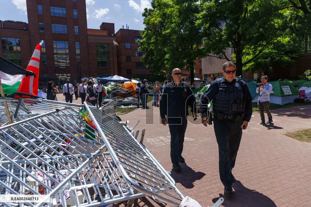 House Republicans Visit Pro-Palestinian Encampment - Washington