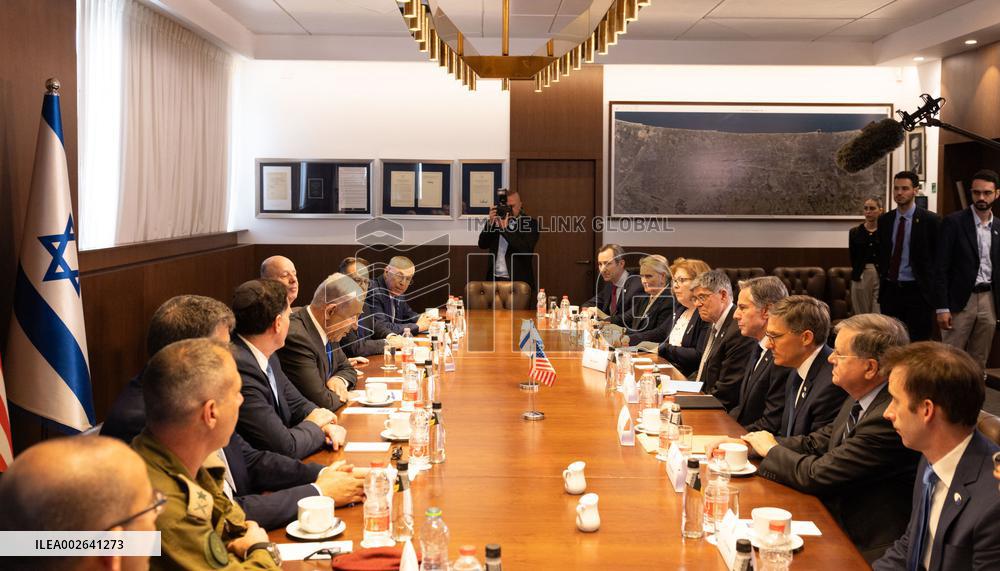 Blinken Pushes for Gaza Cease-Fire Deal in Visit to Israel