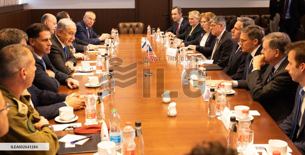 Blinken Pushes for Gaza Cease-Fire Deal in Visit to Israel