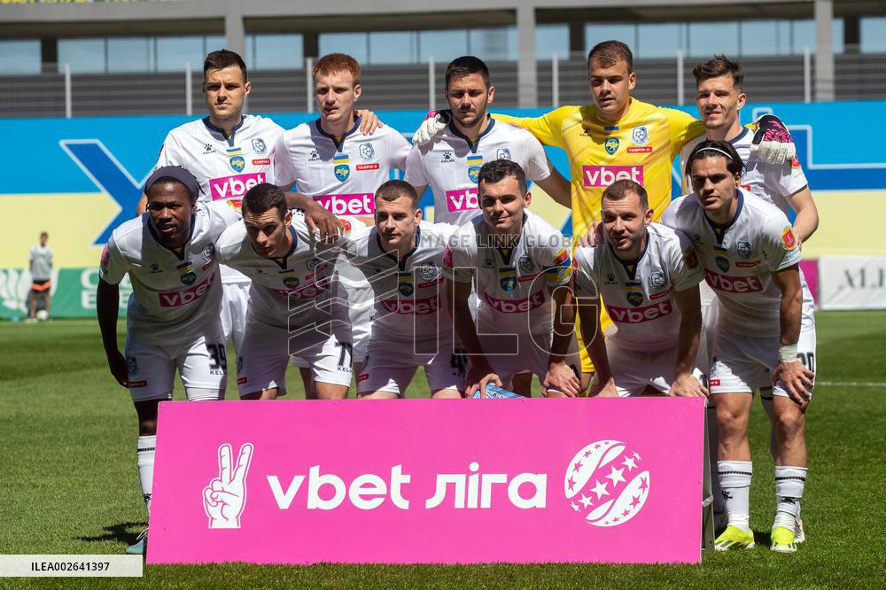 Shakhtar Donetsk defeats Chornomorets Odesa 4-1