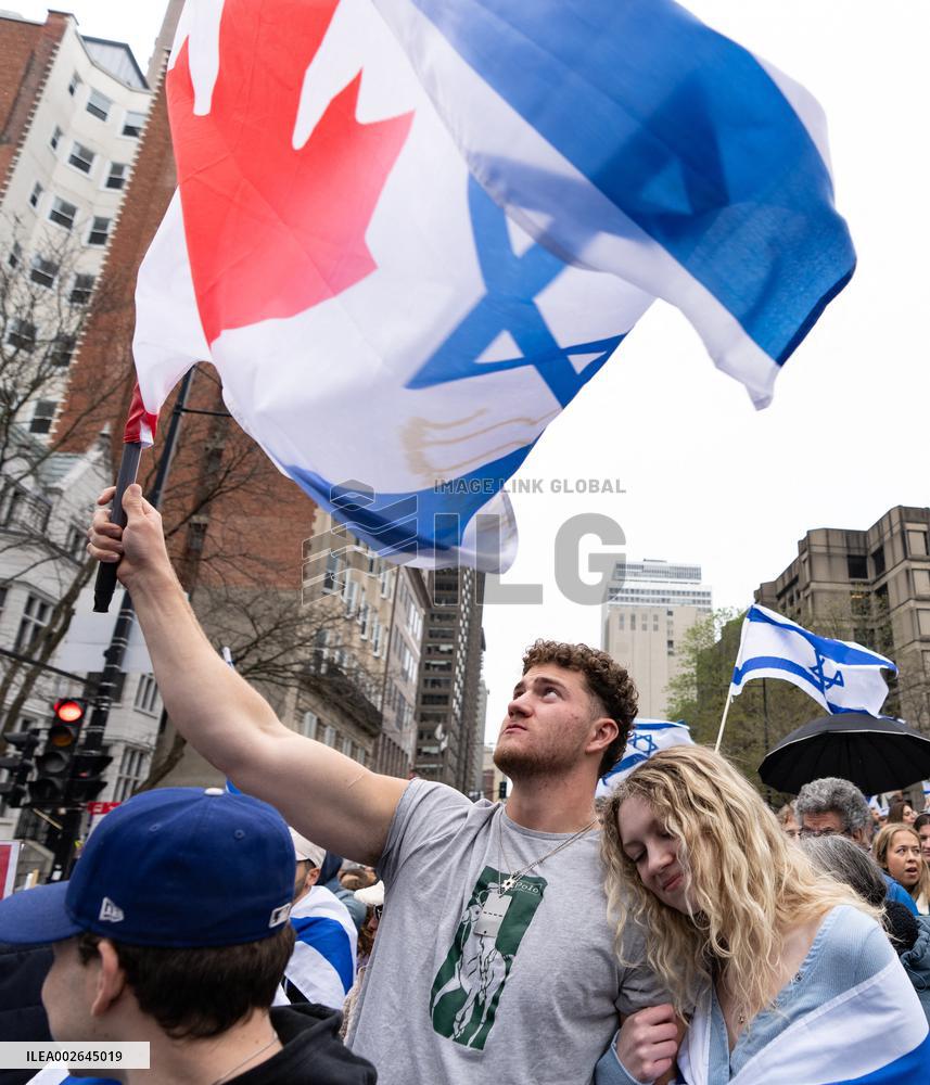 Pro-Palestinian Students Set Up Encampment Across Canada