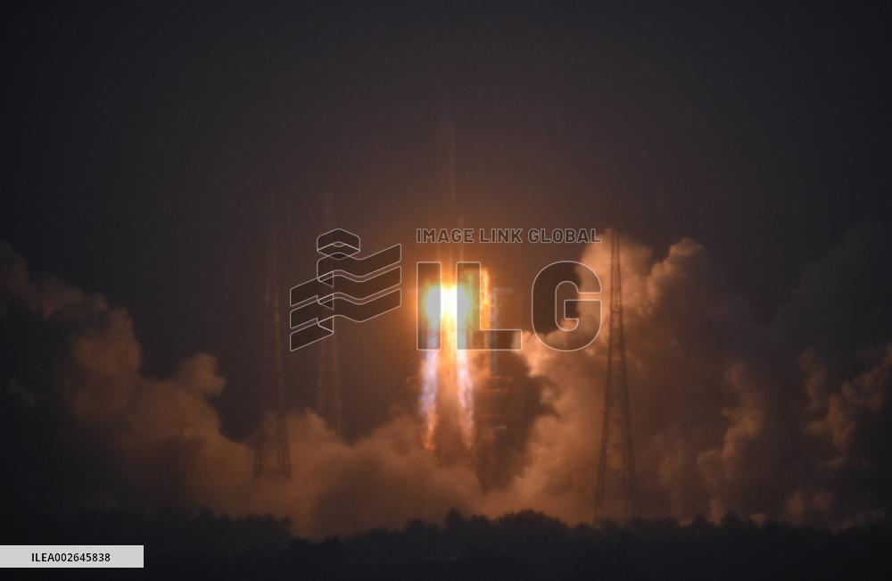 (EyesOnSci)CHINA-HAINAN-WENCHANG-CHANG'E-6-LUNAR PROBE-LAUNCH (CN)