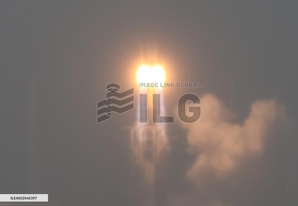 (EyesOnSci)CHINA-HAINAN-WENCHANG-CHANG'E-6-LUNAR PROBE-LAUNCH (CN)