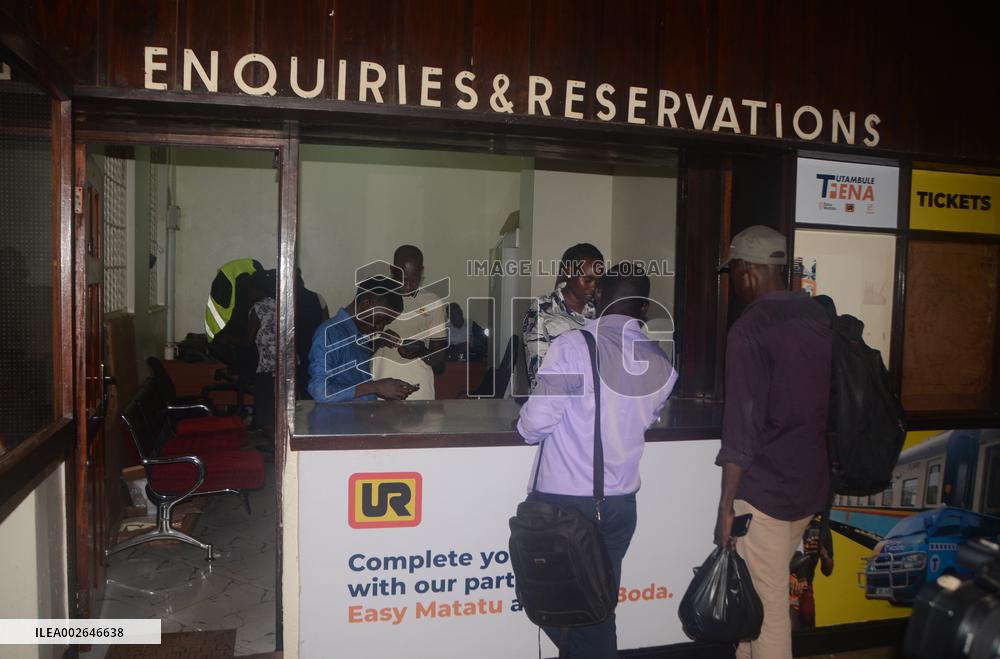 UGANDA-KAMPALA-PASSENGER TRAIN SERVICES-RESUME