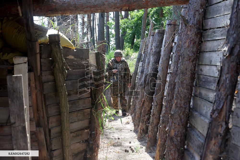 Volunteer medics of Ukraines National Guard brigade