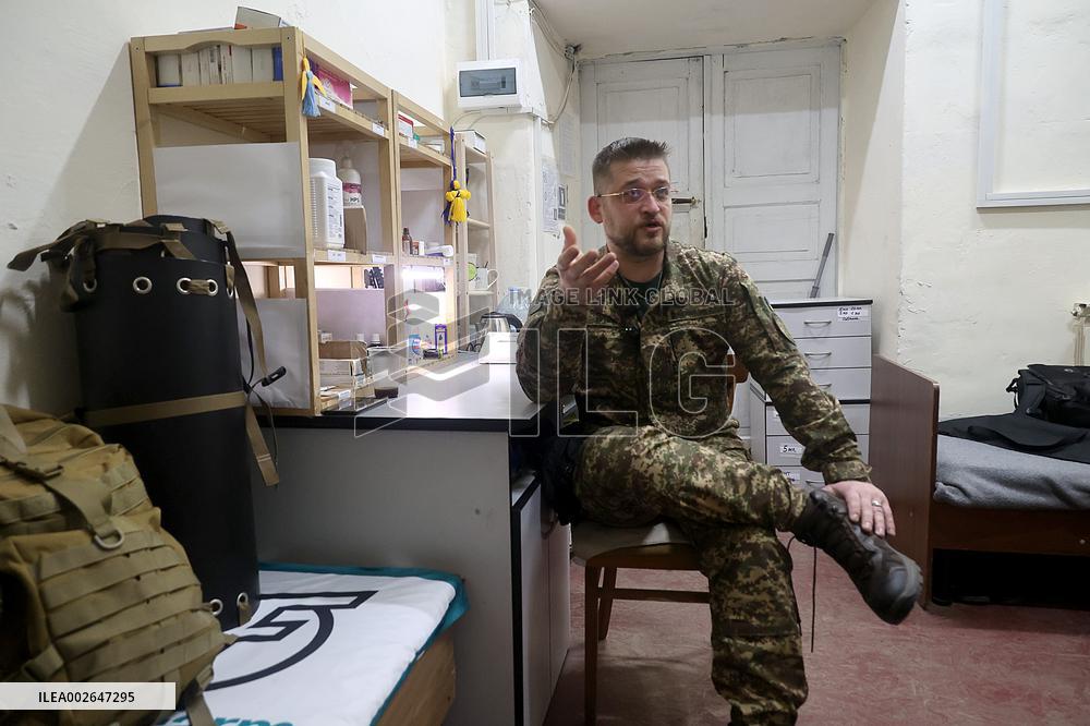 Volunteer medics of Ukraines National Guard brigade