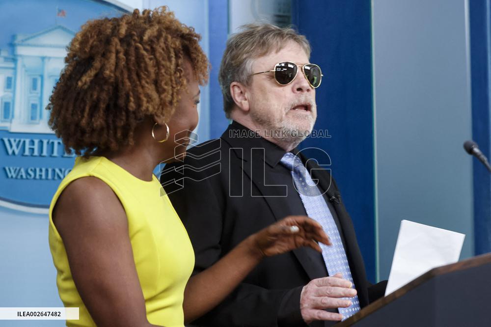 Mark Hamill joins White House Press Secretary Jean-Pierre for the daily press briefing in Washington