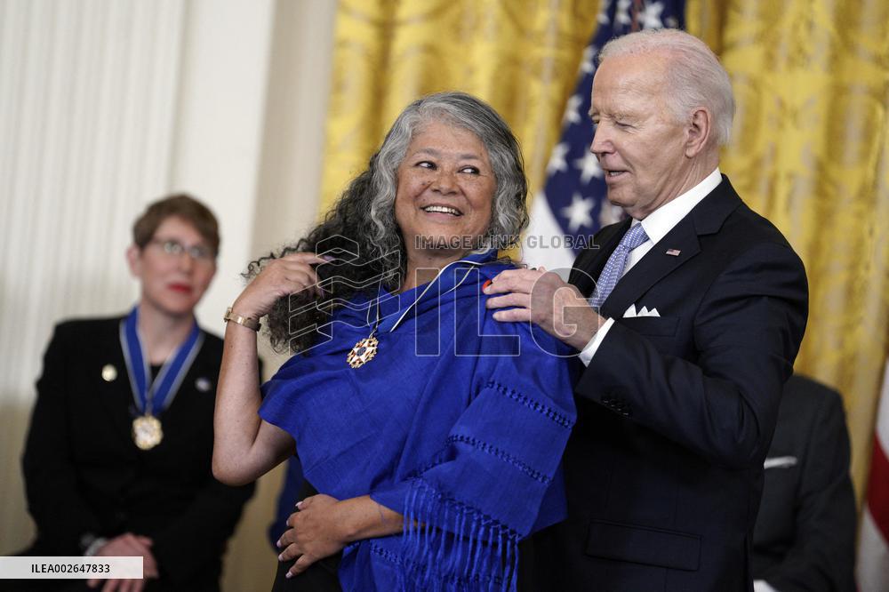 Joe Biden awards the Medal of Freedom - Washington