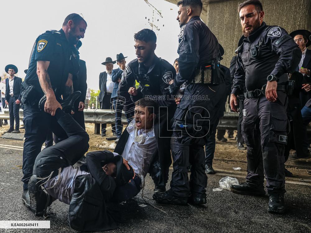 Ultra-Orthodox Jews Protest - Israel
