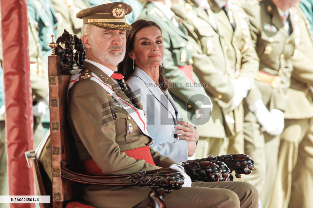 Swearing In Of King Felipe VI In The Spanish Army 40th Anniversary - Zaragoza