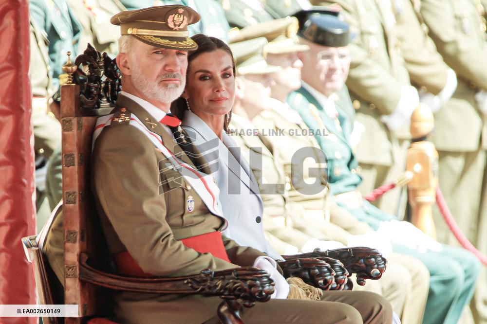 Swearing In Of King Felipe VI In The Spanish Army 40th Anniversary - Zaragoza