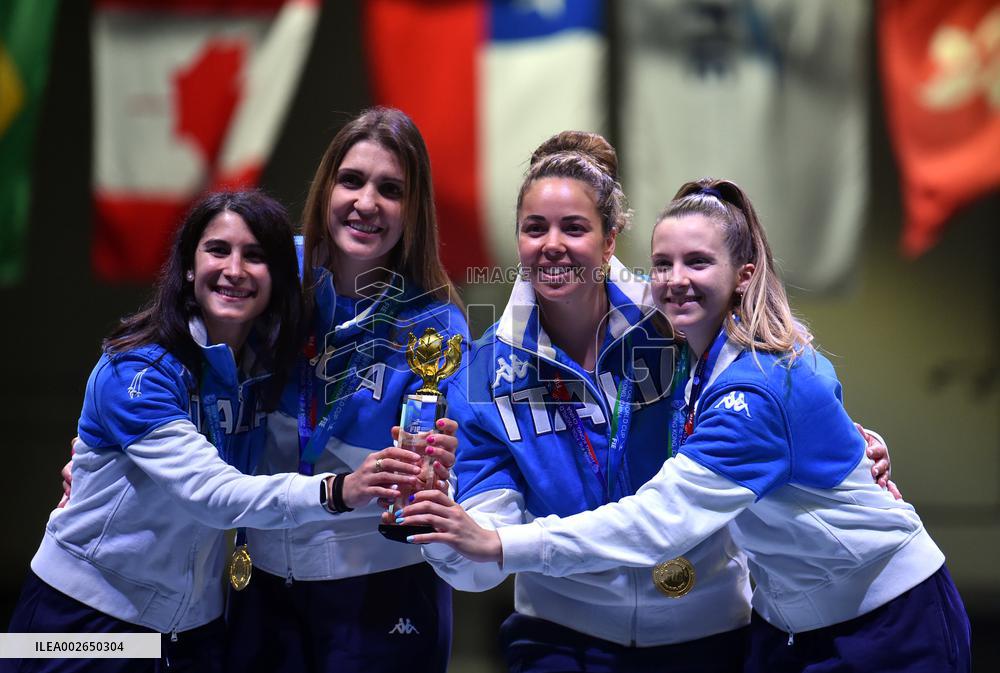 (SP)CHINA-HONG KONG-FENCING-FOIL WORLD CUP-WOMEN