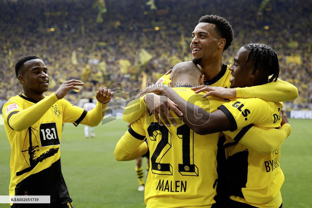 (SP)GERMANY-DORTMUND-FOOTBALL-BUNDESLIGA-DORTMUND VS AUGSBURG