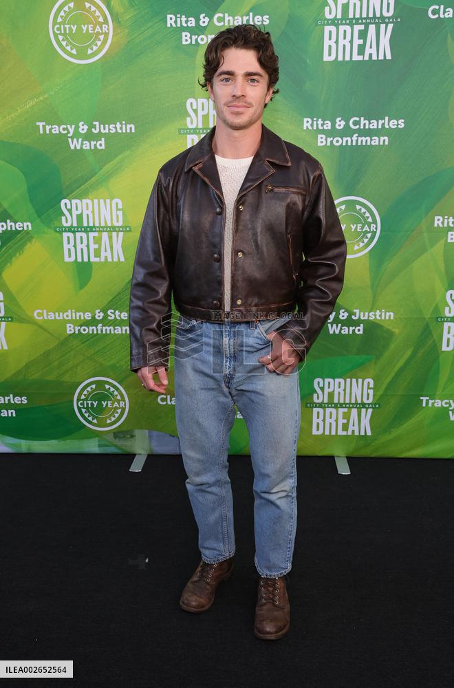 City Year Los Angeles' 13th Annual Spring Break Event